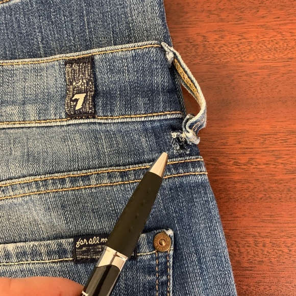 7 For All Mankind Straight Leg EUC - Picture 6 of 8